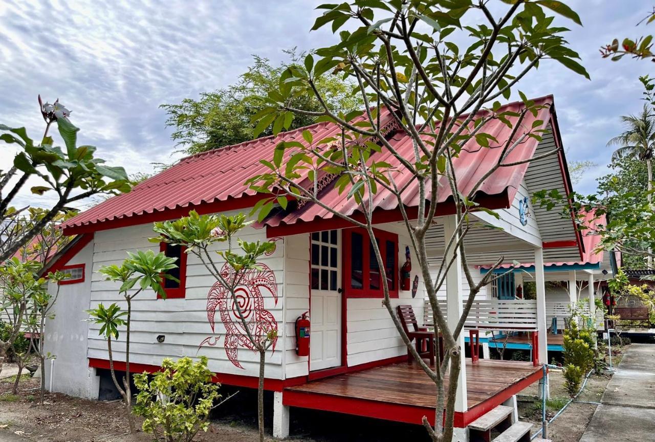 Lipe Power Beach Resort Exterior photo