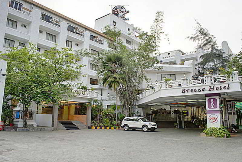 Breeze Hotel Chennai Exterior photo