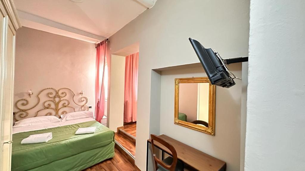 Piccolo Hotel Con Access Ztl !!! Nel Centro Storico Di Firenze !!! Exterior photo
