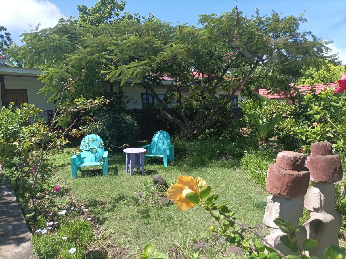 Cabanas Mana Nui Inn Hanga Roa Exterior photo