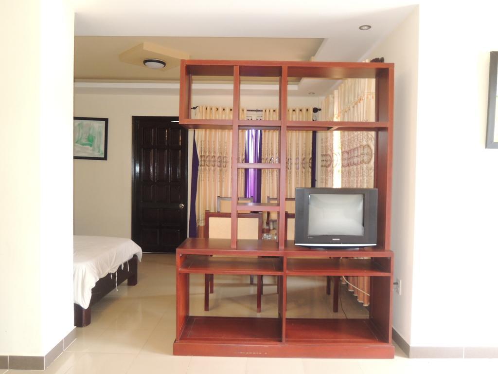 Hoan Kiem Hotel Hue Room photo