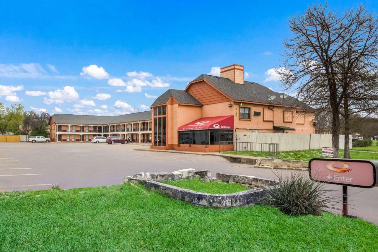 Econo Lodge Arboretum Austin Exterior photo