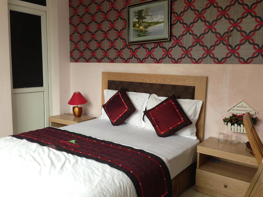 Red Hotel 2 Hanoi Room photo