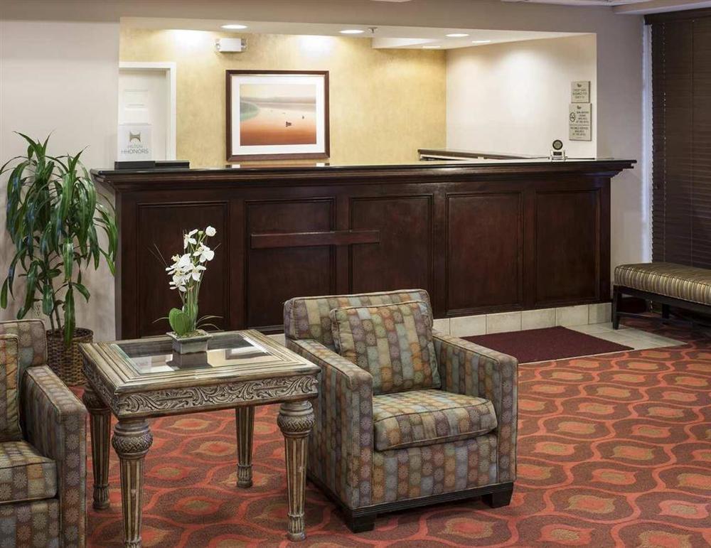 Homewood Suites By Hilton Newark-Cranford Interior photo