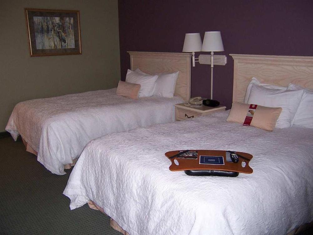 Hampton Inn St. Simons Island Room photo