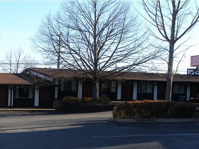 Red Carpet Inn Charlottesville Exterior photo