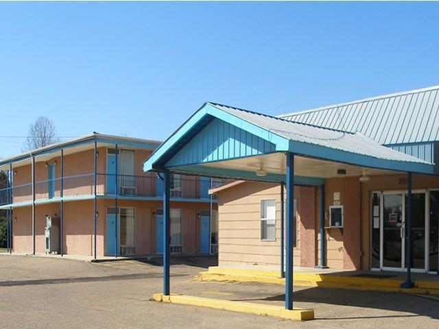 Scottish Inn Vicksburg Exterior photo