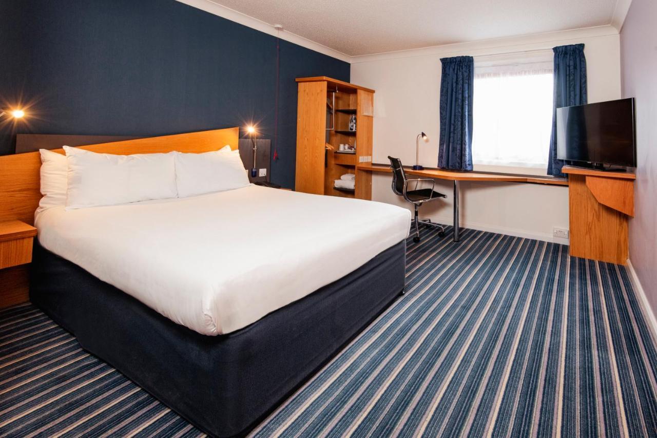 Holiday Inn Express Birmingham - Snow Hill, An Ihg Hotel Room photo