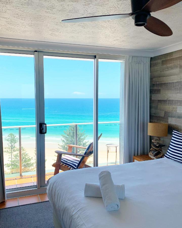 Pacific Regis Beachfront Holiday Apartments Gold Coast Exterior photo