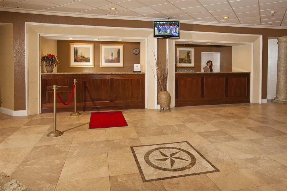 Hilton Houston Westchase Hotel Interior photo