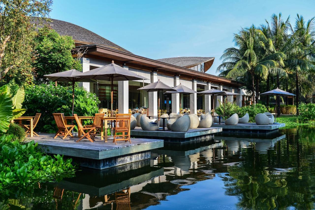 Renaissance Phuket Resort & Spa Exterior photo