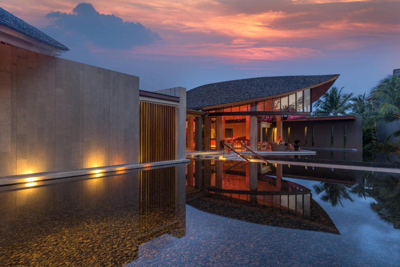 Renaissance Phuket Resort & Spa Exterior photo