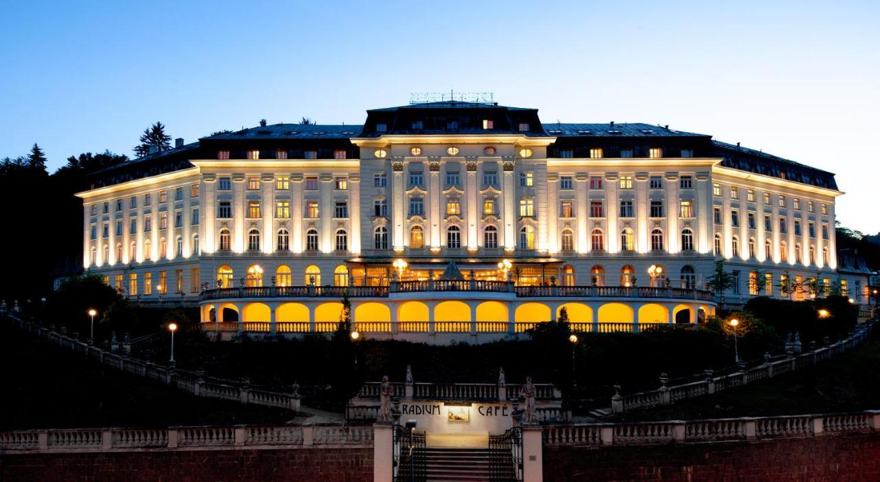 Hotel Radium Palace Jachymov Exterior photo