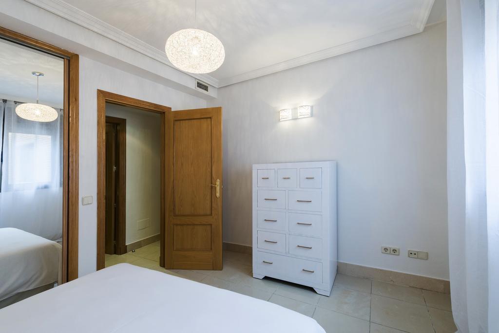 Wootravelling Plaza De Oriente Homtels Apartment Madrid Room photo