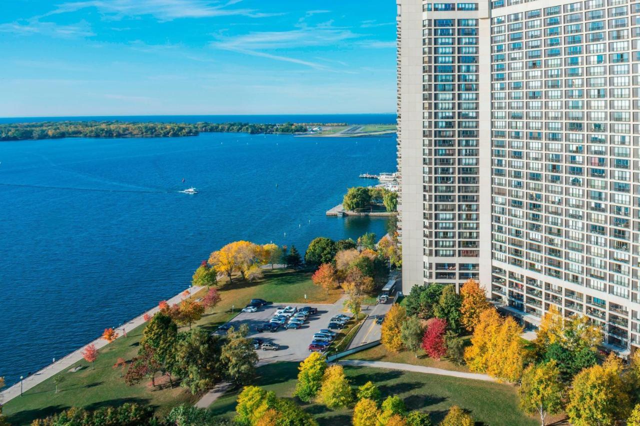 The Westin Harbour Castle, Toronto Hotel Exterior photo