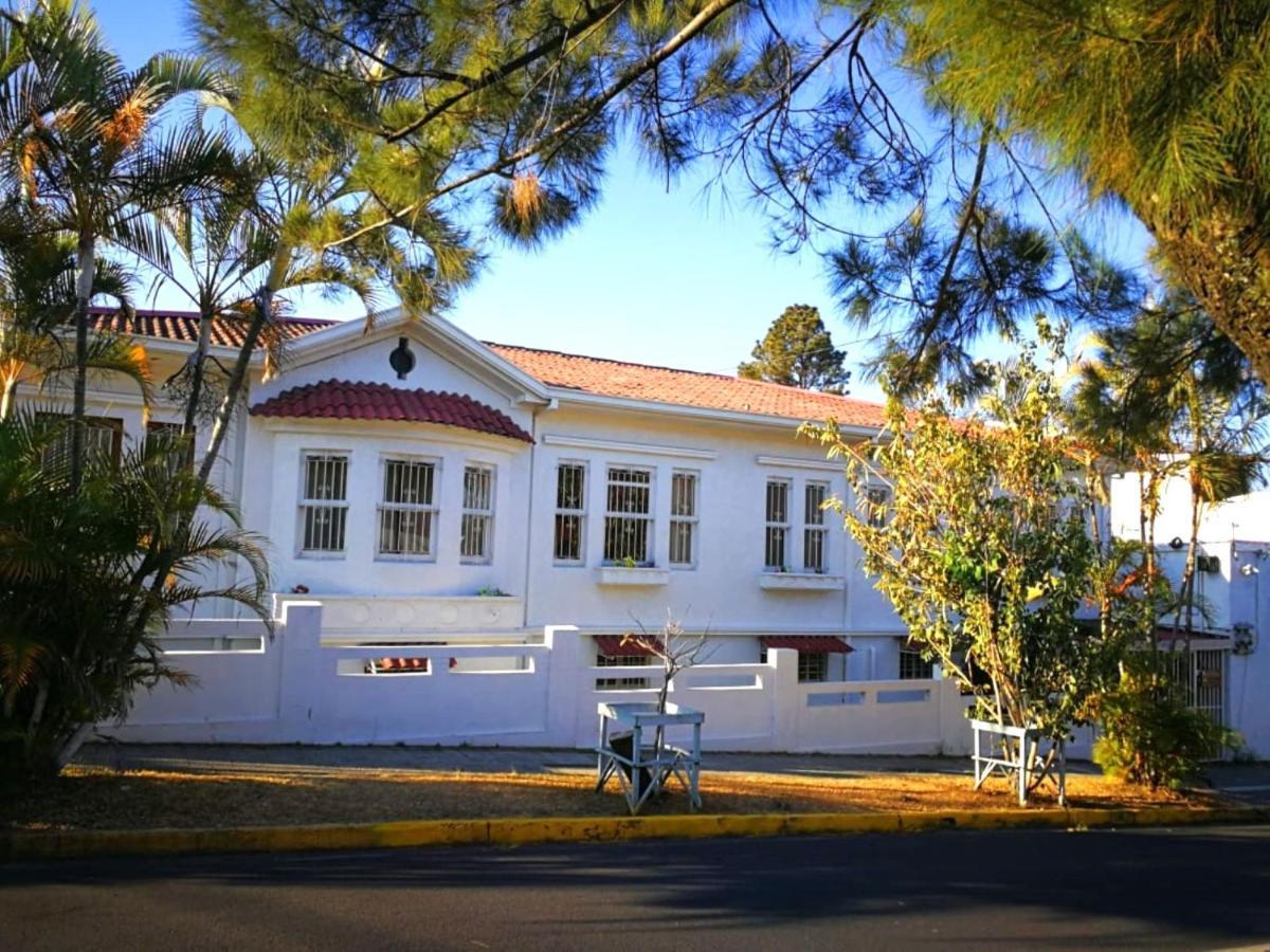 Costa Rica Guesthouse San Jose  Exterior photo