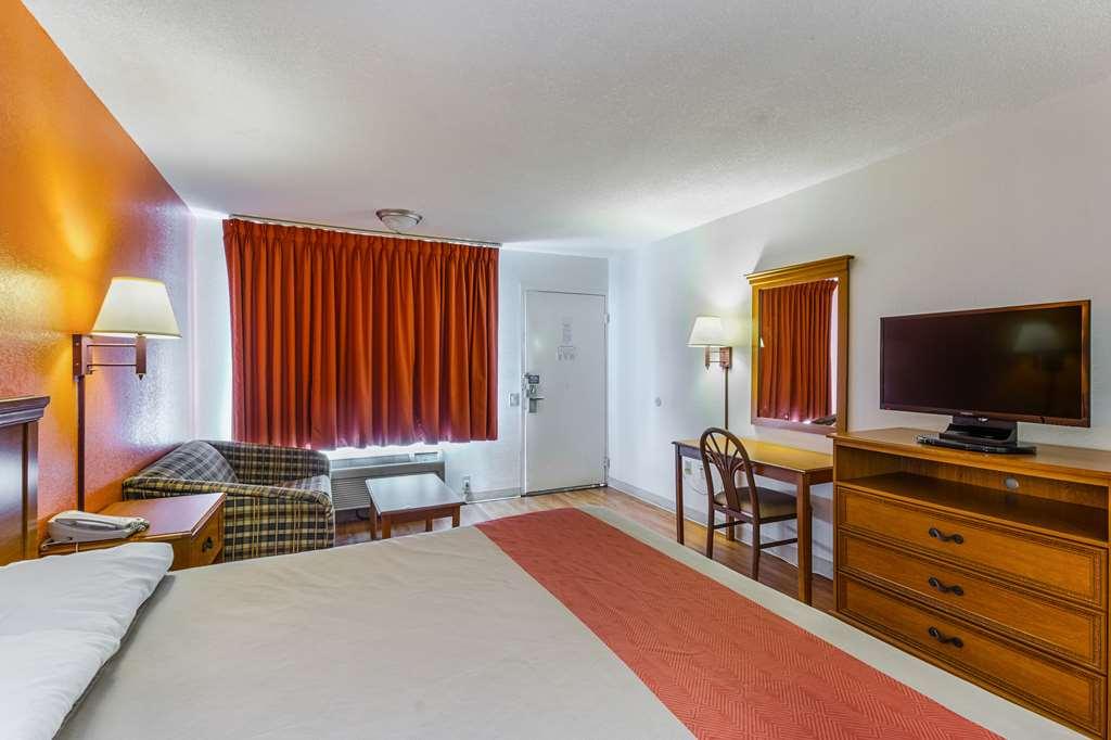 Baymont By Wyndham Rock Hill Hotel Room photo