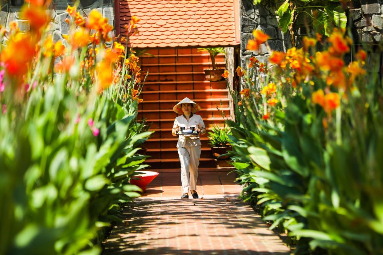 Victoria Hoi An Beach Resort & Spa Exterior photo