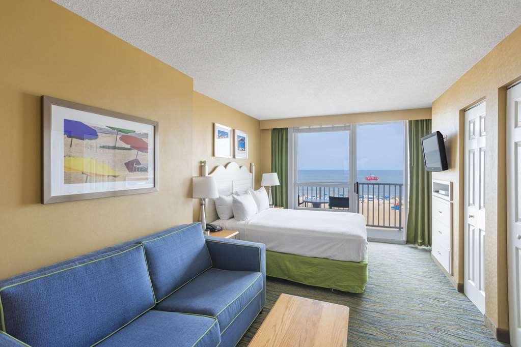Boardwalk Resort And Villas Virginia Beach Room photo