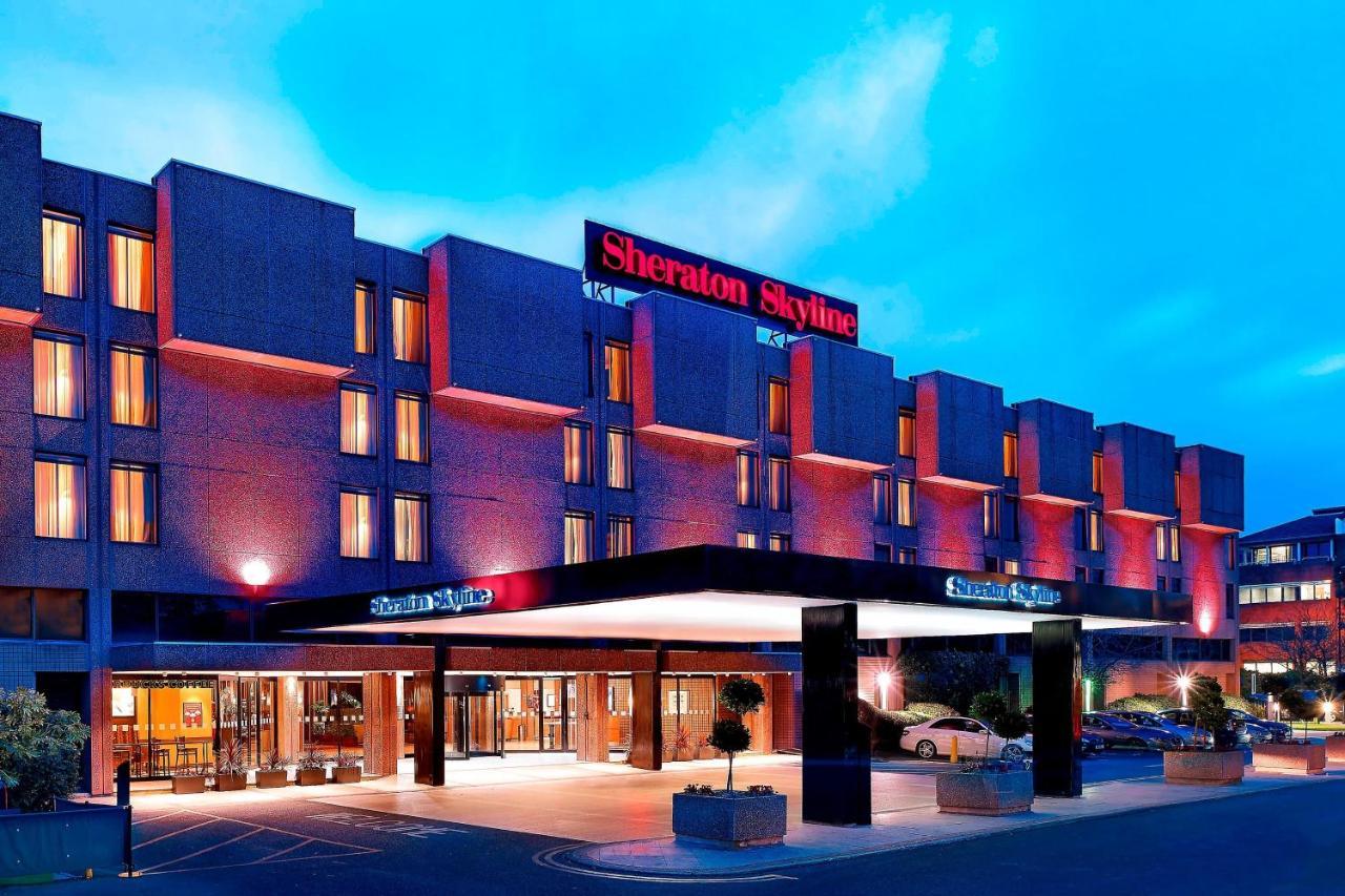 Sheraton Skyline Hotel London Heathrow Hillingdon Exterior photo