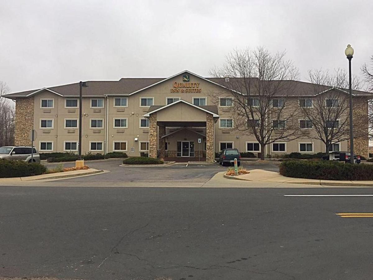 Quality Inn & Suites Loveland Exterior photo