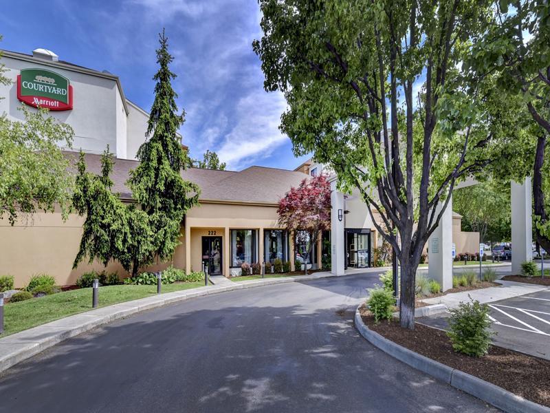 Courtyard Boise Downtown Hotel Exterior photo