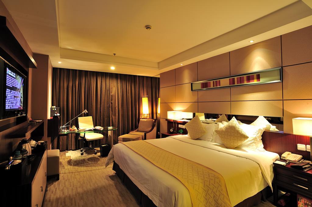 Xiongchu International Hotel Wuhan Room photo