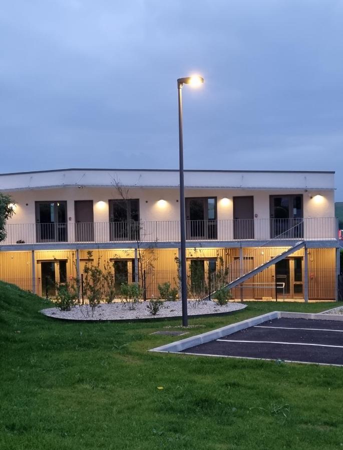 Kyriad Angouleme Nord Champniers- Hotel & Residence Champniers  Exterior photo