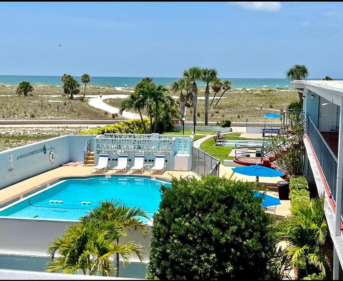 Beachside Resort Motel St. Pete Beach Exterior photo