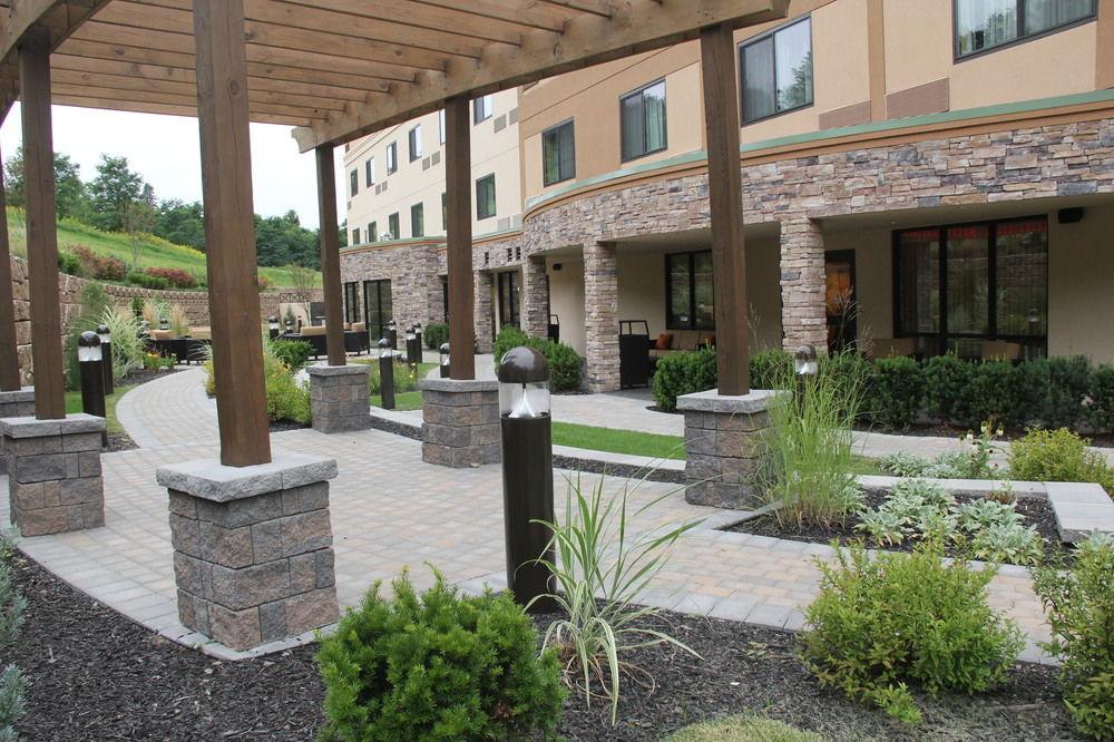 Courtyard By Marriott Oneonta Hotel Exterior photo
