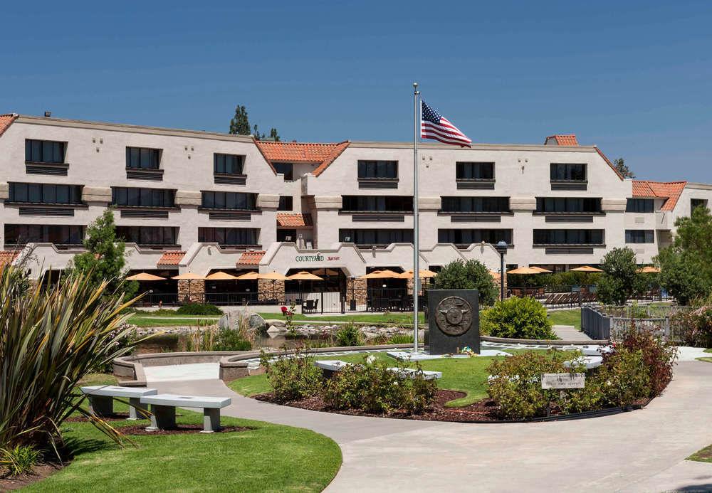 Courtyard By Marriott San Diego Rancho Bernardo Exterior photo