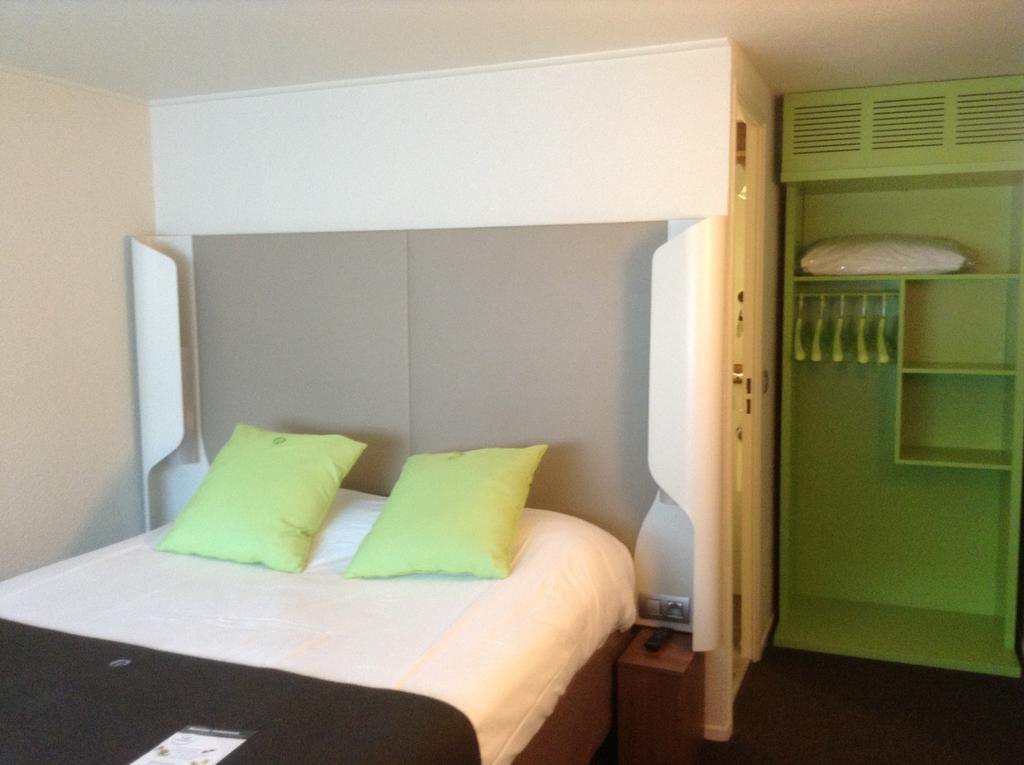 Campanile Lille - Seclin Hotel Room photo