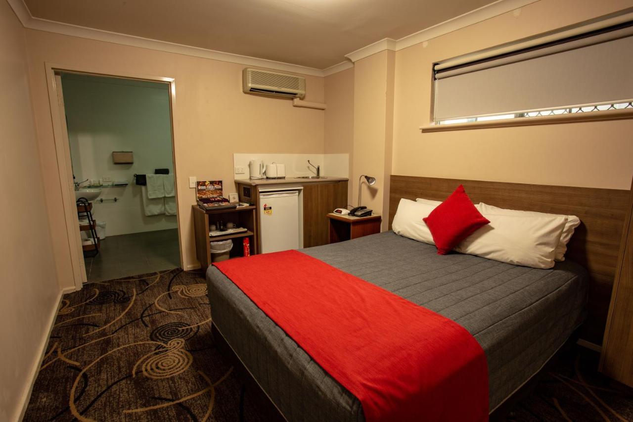 Quality Hotel Bayswater Perth Exterior photo