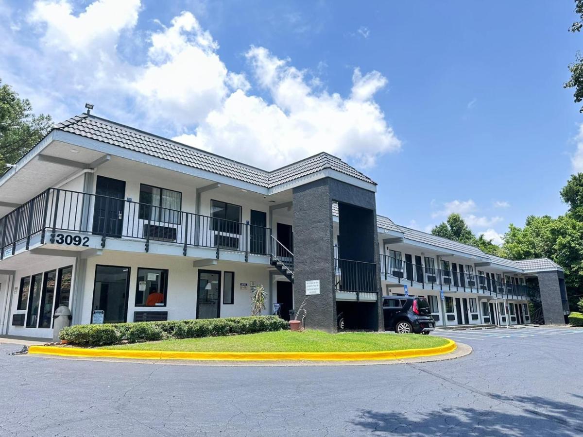 Masters Inn Atlanta - Doraville At I-85 & 285 Exterior photo