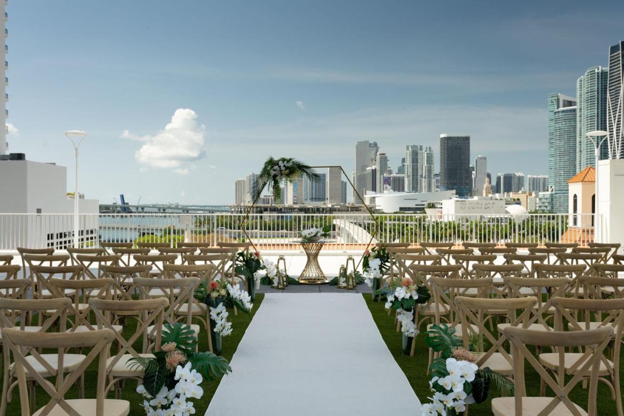 Miami Marriott Biscayne Bay Hotel Exterior photo