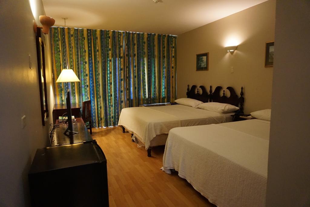 Ambassador Hotel Port of Spain Room photo