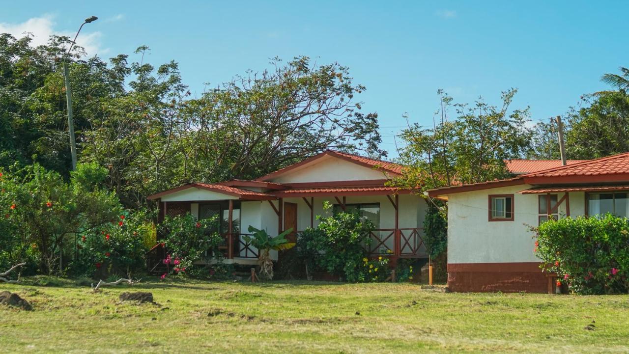 Cabanas Mana Nui Inn Hanga Roa Exterior photo