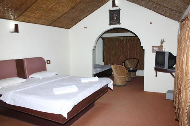 Corbett Jungle Club Hotel Corbett National Park Room photo