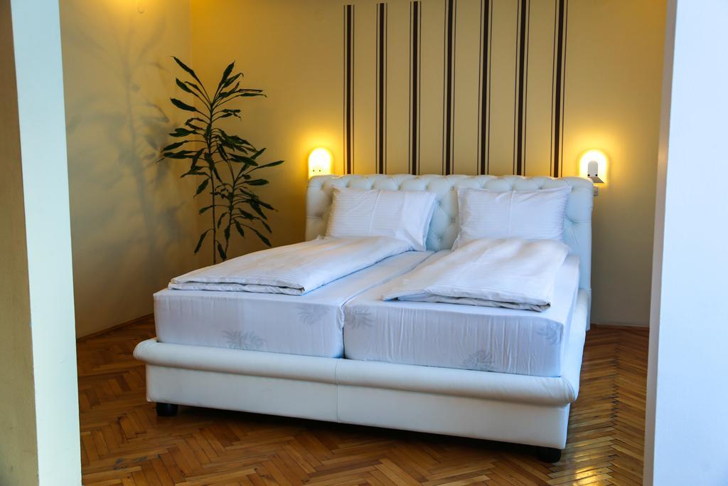 Hotel Fontana Zenica Room photo