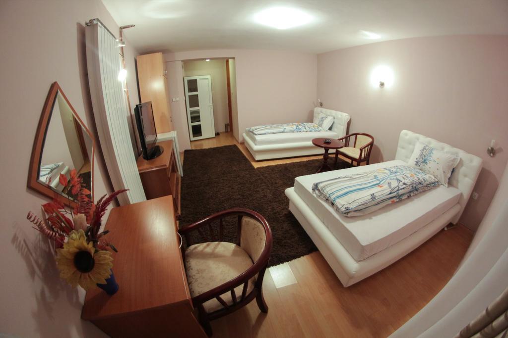 Hotel Fontana Zenica Room photo