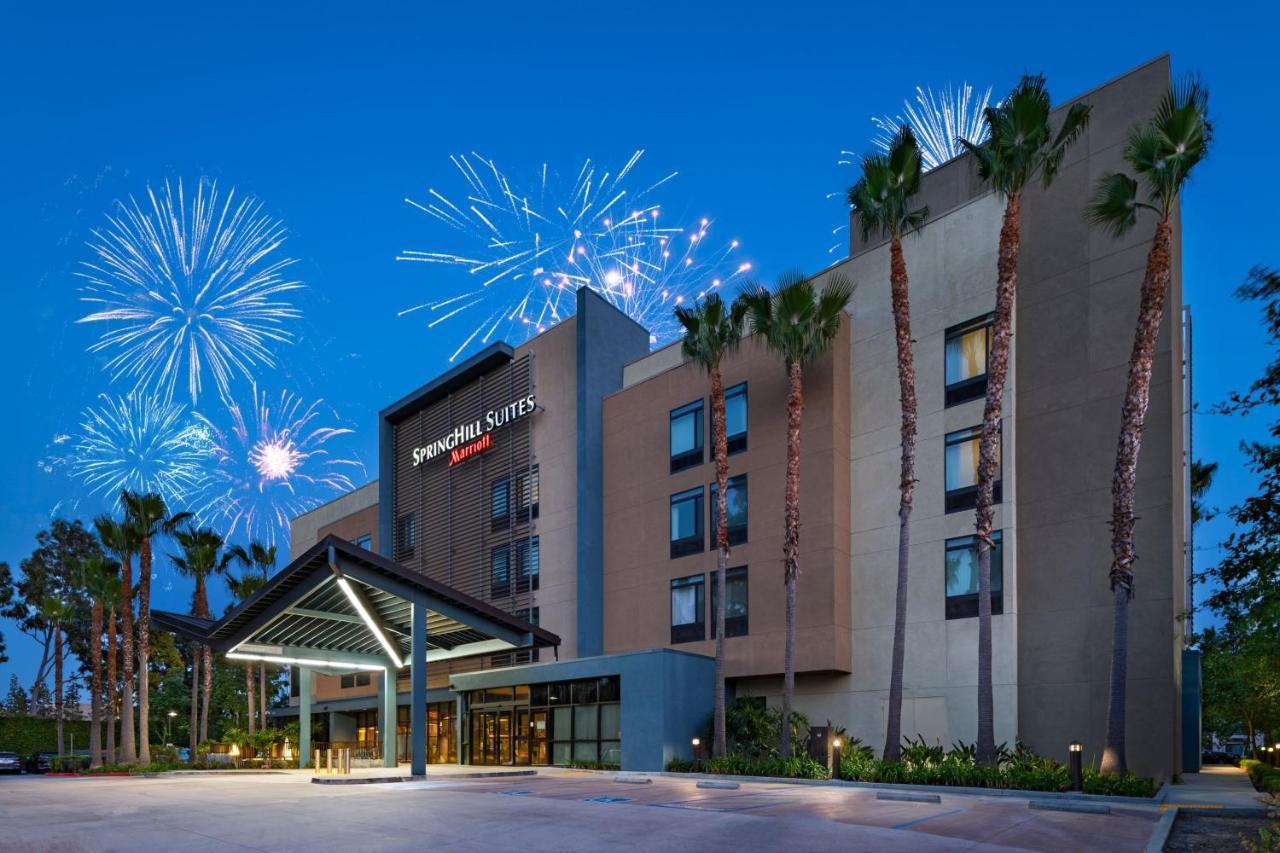 Springhill Suites By Marriott Anaheim Maingate Exterior photo