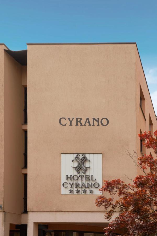 Hotel Cyrano Saronno Exterior photo