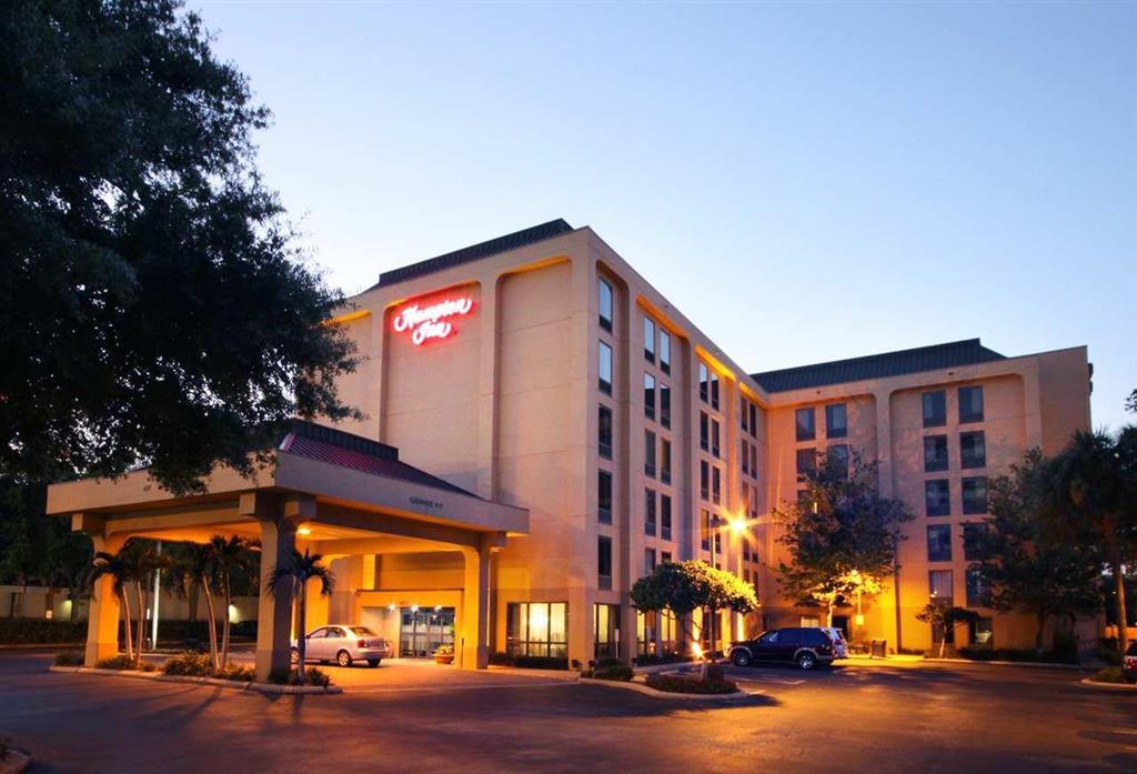 Hampton Inn Tampa International Airport/Westshore Exterior photo