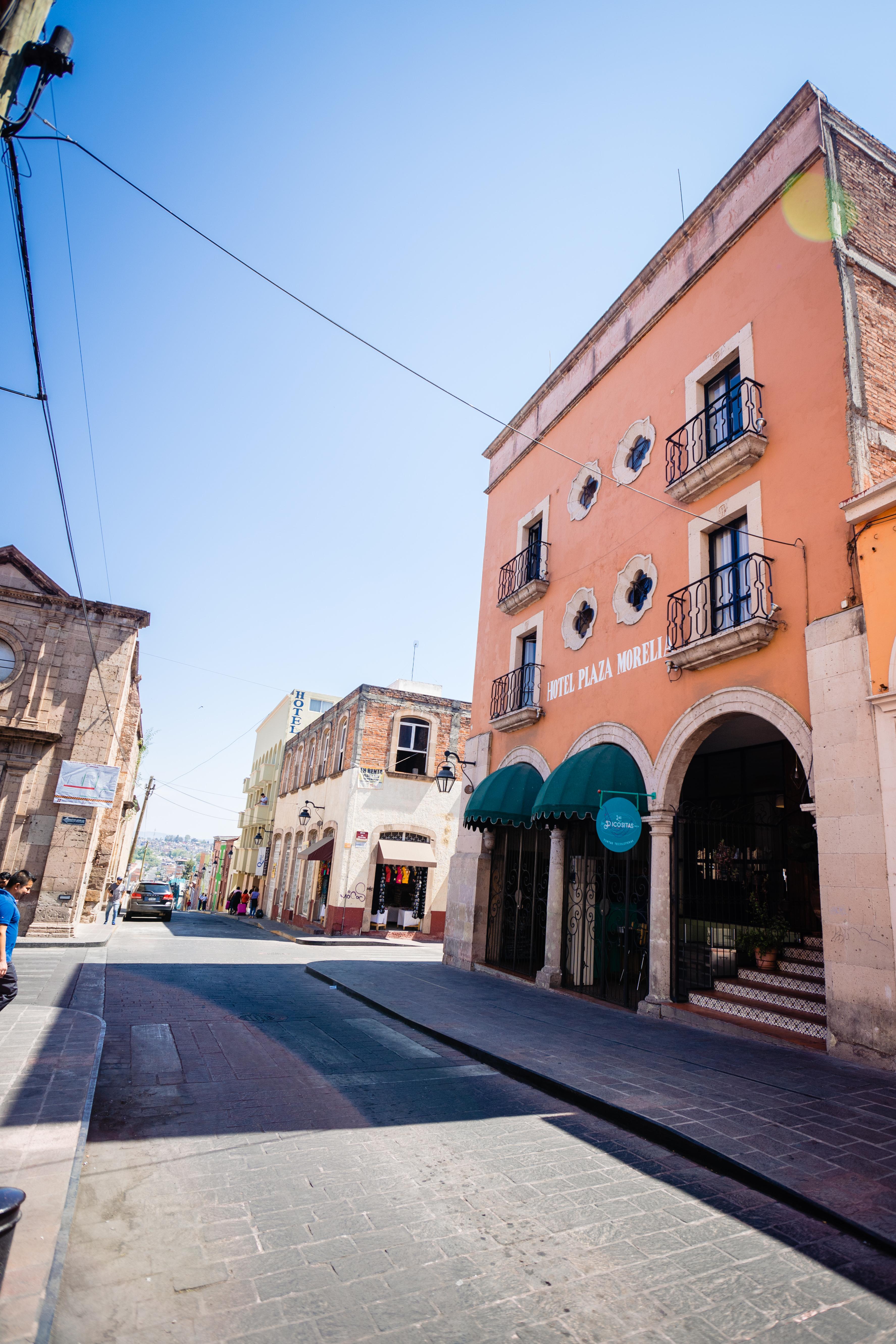 Hotel Plaza Morelia Exterior photo