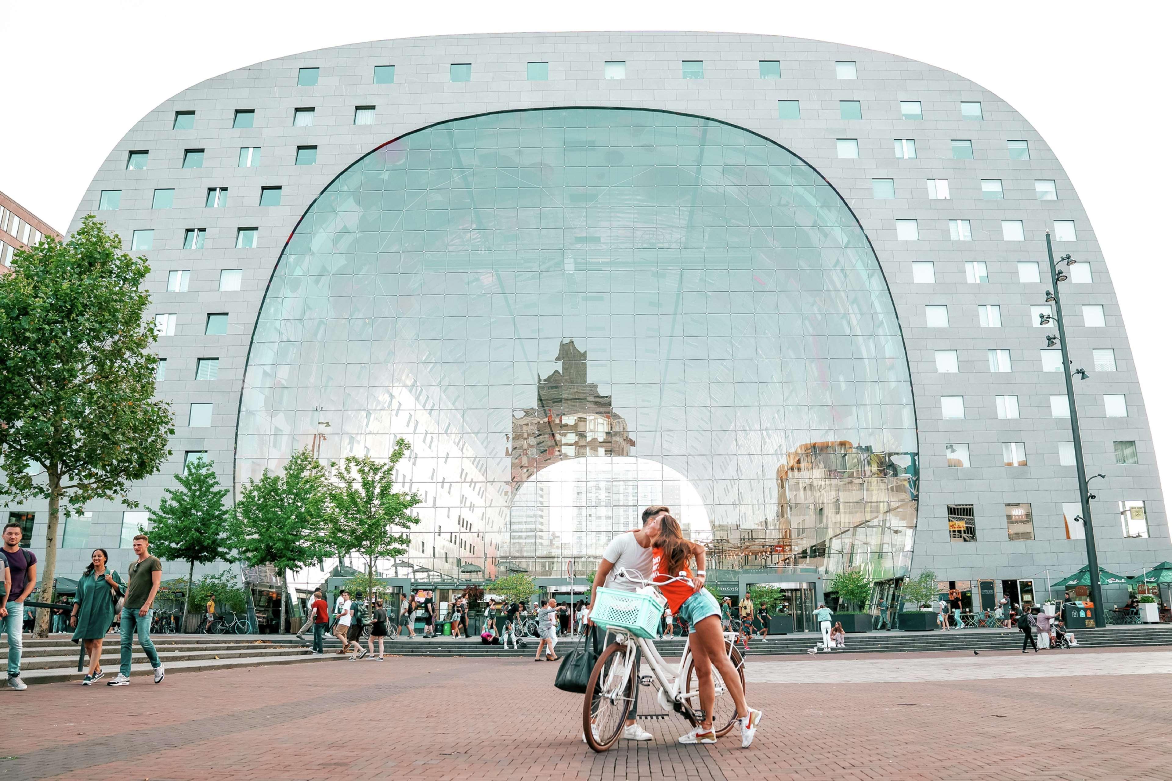 Hilton Rotterdam Hotel Exterior photo