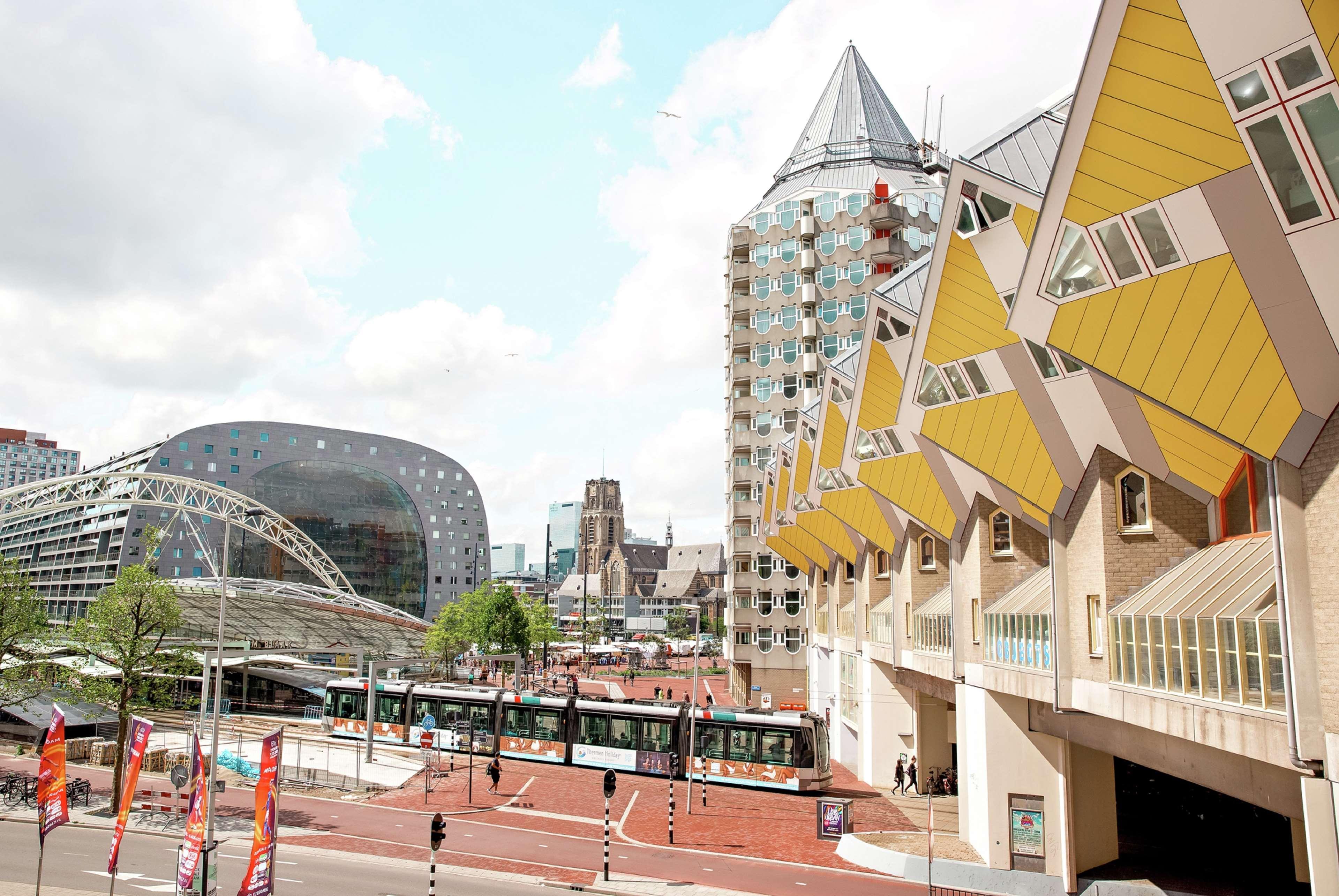 Hilton Rotterdam Hotel Exterior photo