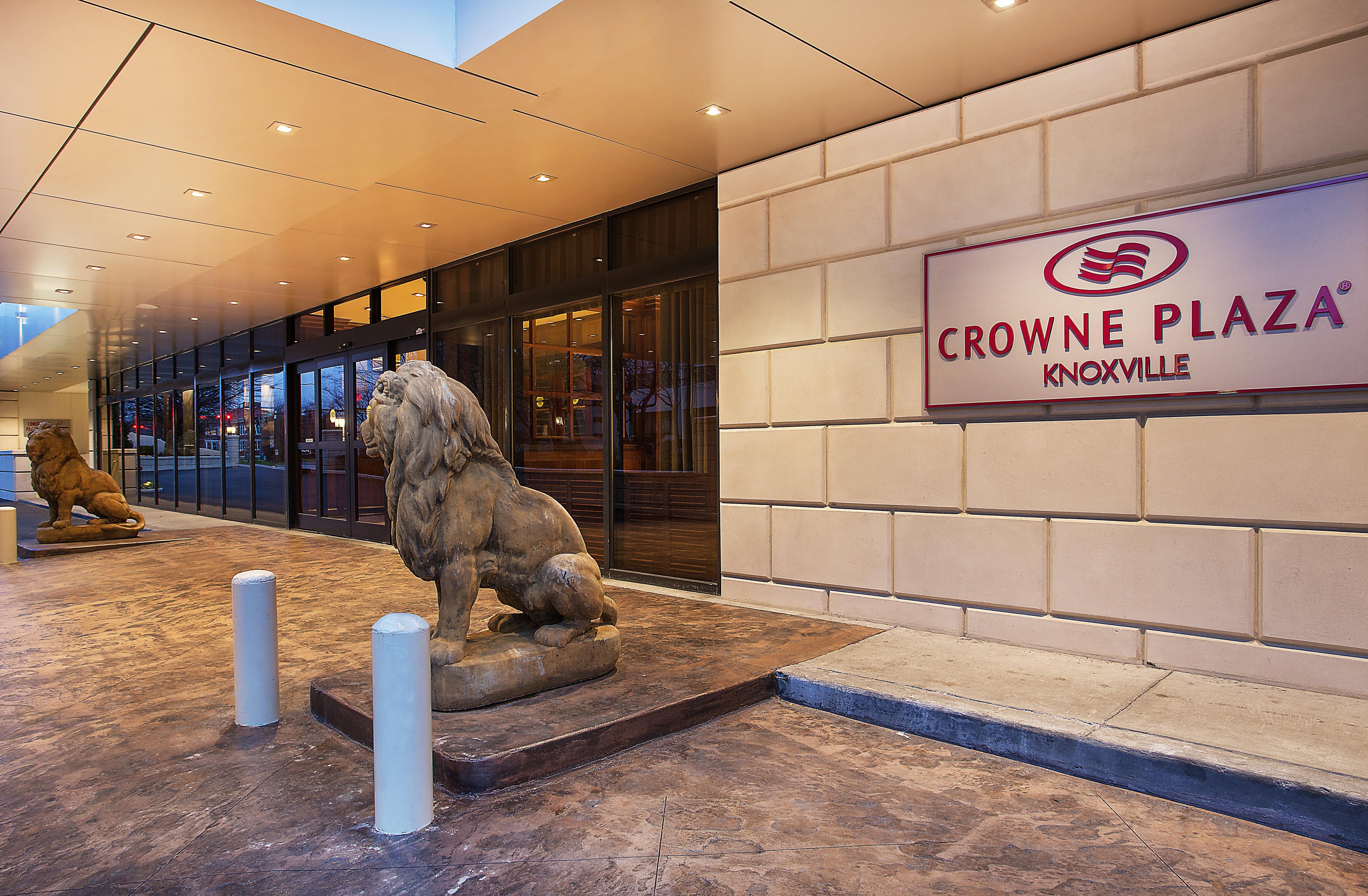 Crowne Plaza Knoxville Downtown University, An Ihg Hotel Exterior photo