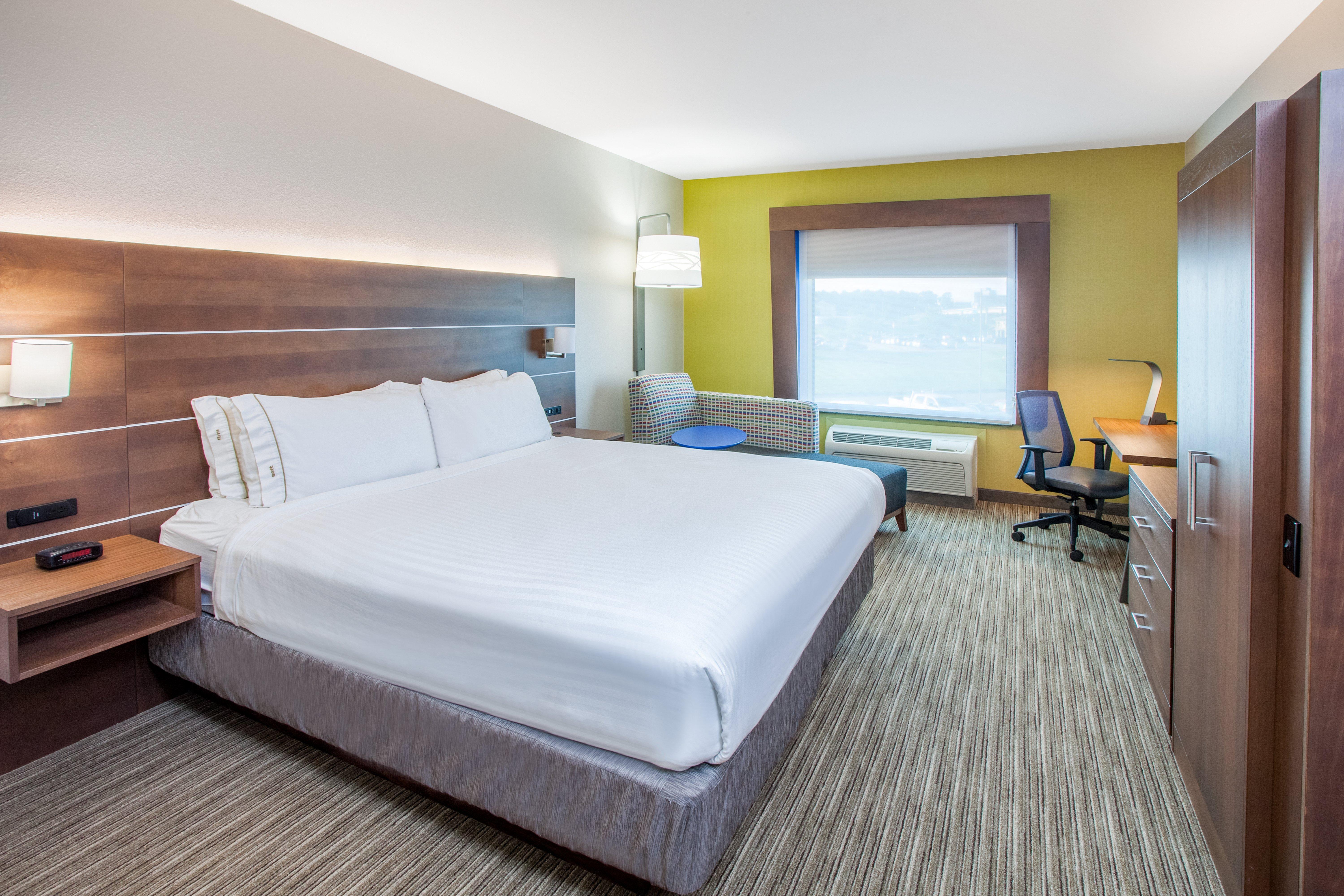Holiday Inn Express & Suites Texarkana, An Ihg Hotel Exterior photo