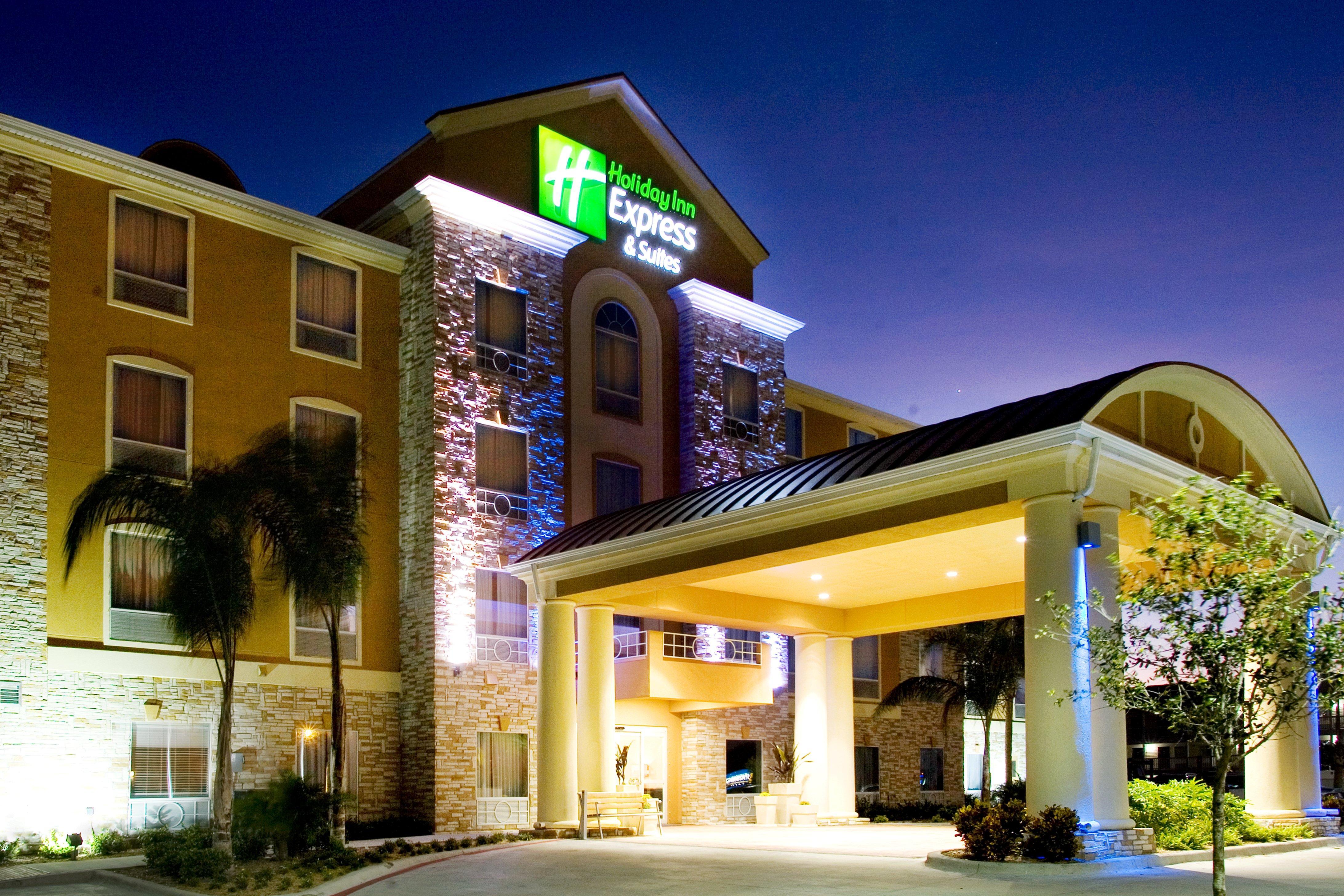 Holiday Inn Express & Suites Corpus Christi, An Ihg Hotel Exterior photo