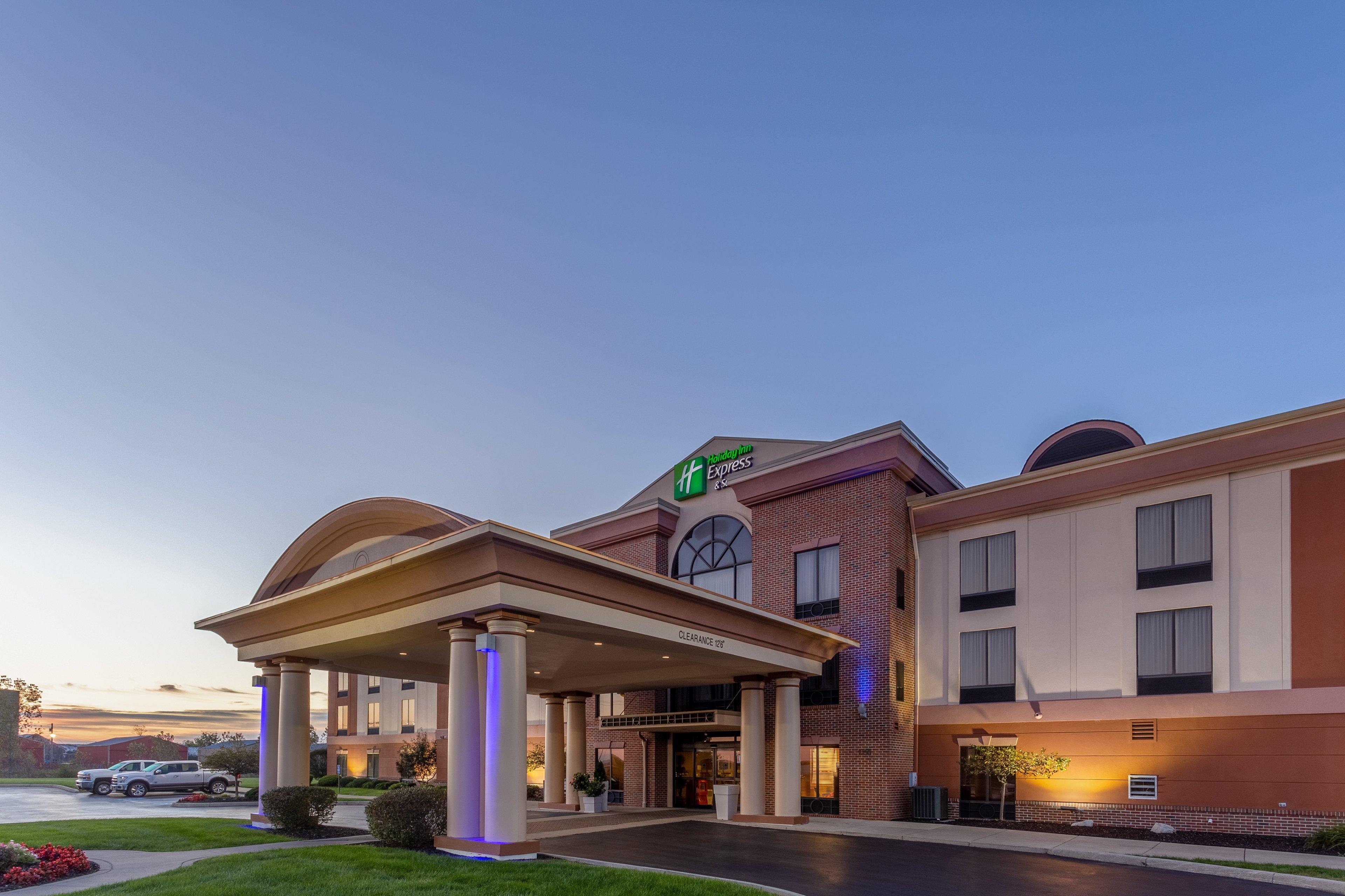 Holiday Inn Express Hotel & Suites Bowling Green, An Ihg Hotel Exterior photo